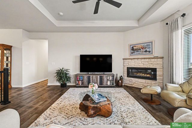 6420 N 168th Avenue, Omaha, NE 68116