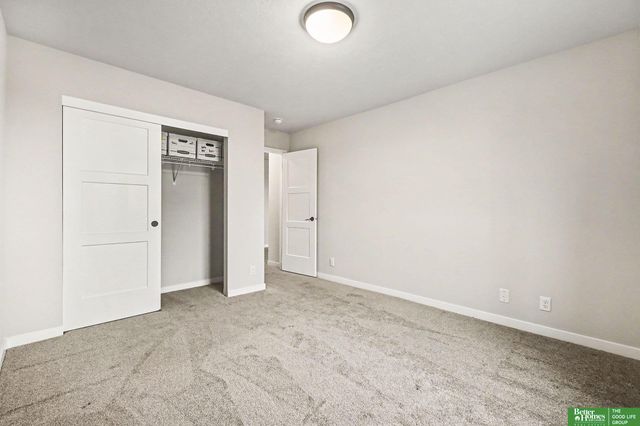 6420 N 168th Avenue, Omaha, NE 68116