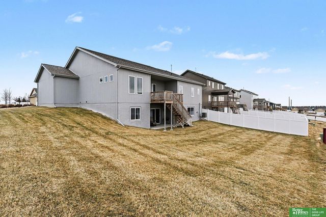 6420 N 168th Avenue, Omaha, NE 68116