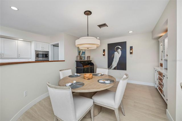 1238 PARADISE WAY, Venice, FL 34285