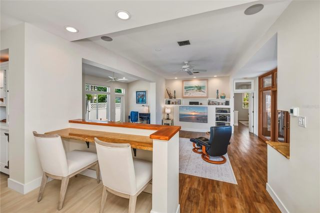 1238 PARADISE WAY, Venice, FL 34285