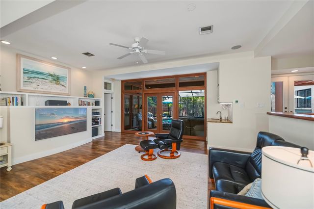 1238 PARADISE WAY, Venice, FL 34285