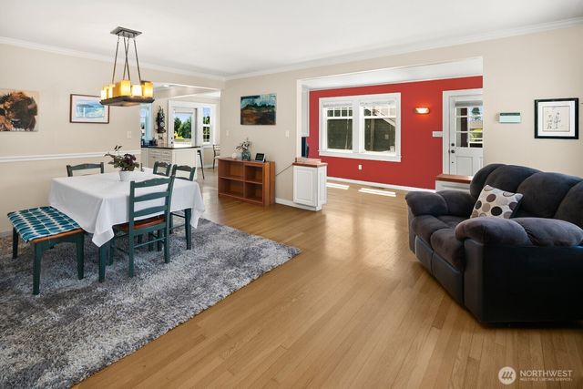 15909 19th Avenue NE, Arlington, WA 98223
