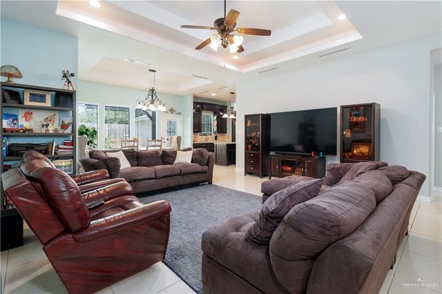1515 N Armagoza Drive, Edinburg, TX 78541