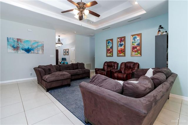 1515 N Armagoza Drive, Edinburg, TX 78541