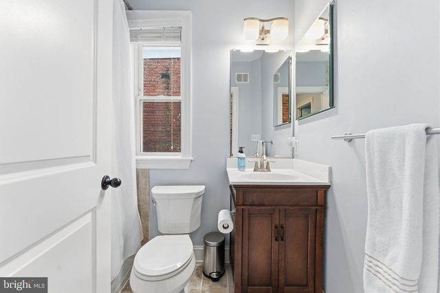 424 SHEPHERD ST NW, Washington, DC 20011