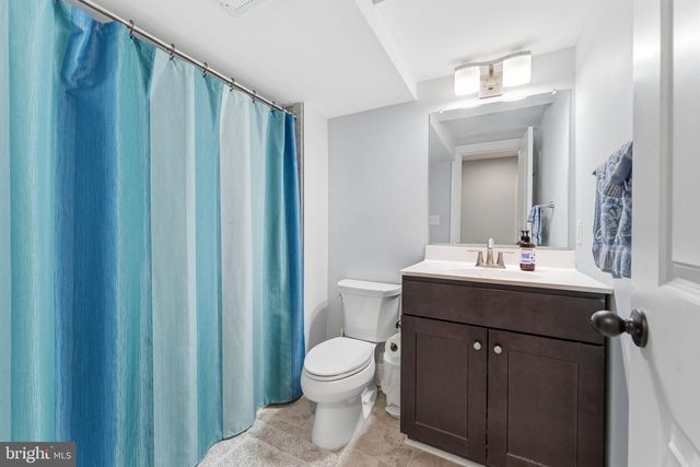 424 SHEPHERD ST NW, Washington, DC 20011