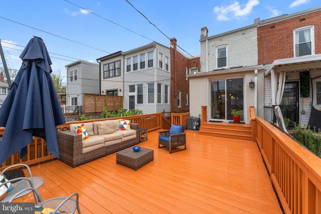 424 SHEPHERD ST NW, Washington, DC 20011