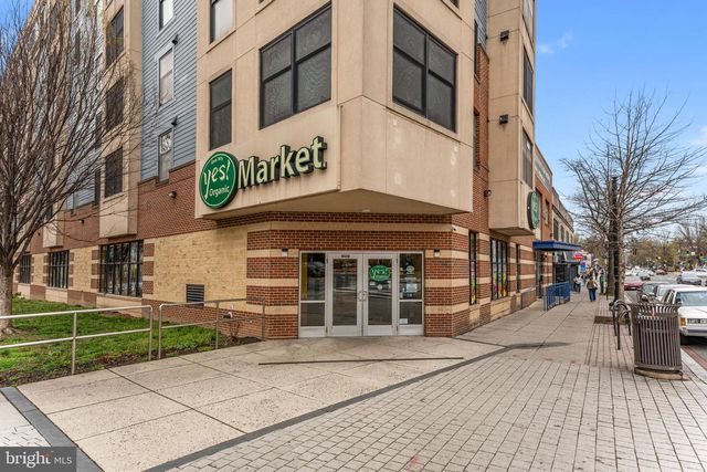 424 SHEPHERD ST NW, Washington, DC 20011