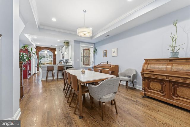 424 SHEPHERD ST NW, Washington, DC 20011