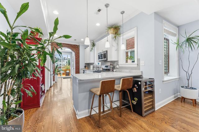 424 SHEPHERD ST NW, Washington, DC 20011