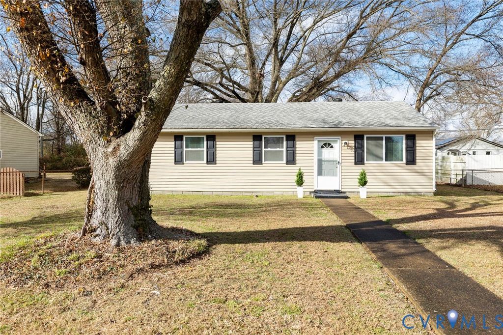 2000 Holly St, Henrico, VA 23223