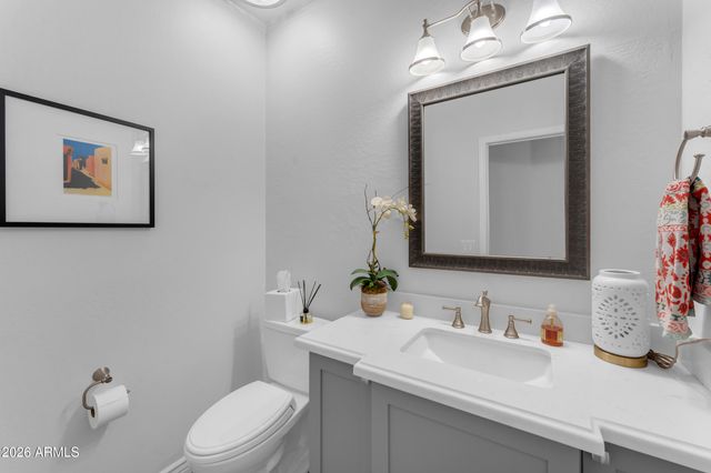 15240 N Clubgate Drive -- 129, Scottsdale, AZ 85254