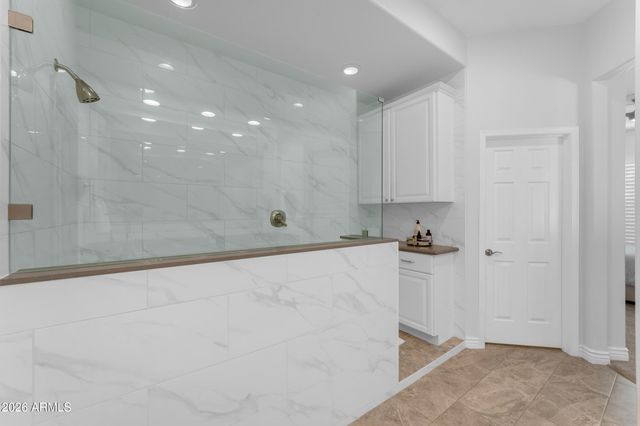 15240 N Clubgate Drive -- 129, Scottsdale, AZ 85254