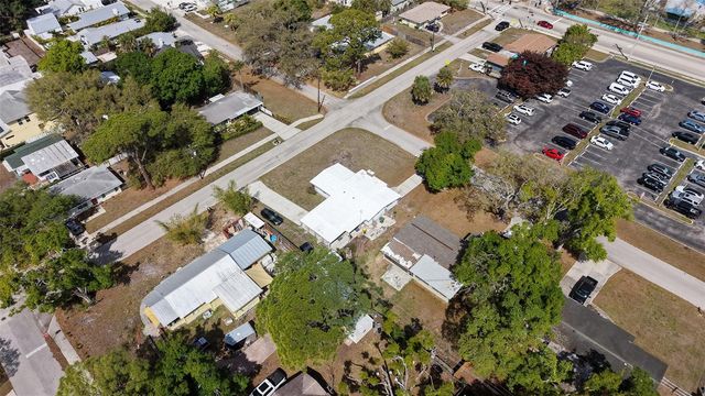 2600 LOMA LINDA STREET, Sarasota, FL 34239