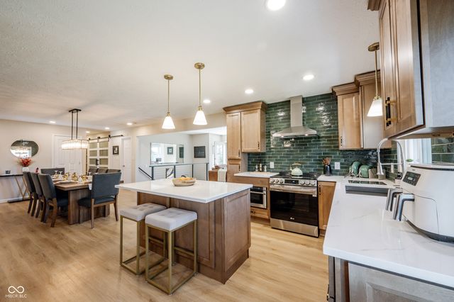 506 Swan Drive, Fortville, IN 46040