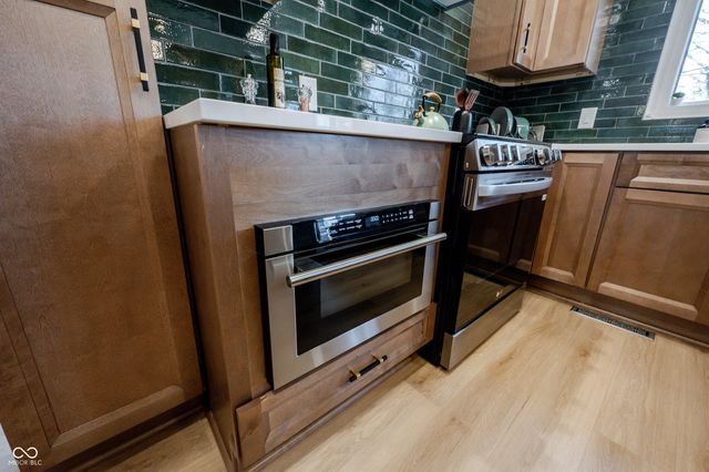 506 Swan Drive, Fortville, IN 46040