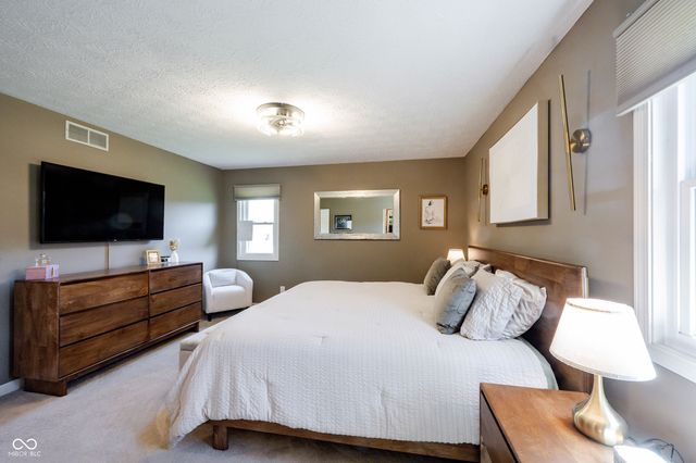 506 Swan Drive, Fortville, IN 46040