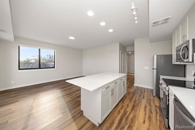 16530 Warren Avenue 203, Detroit, MI 48224