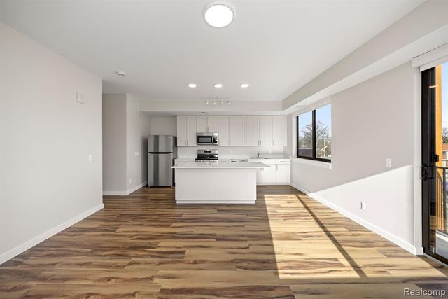 16530 Warren Avenue 203, Detroit, MI 48224