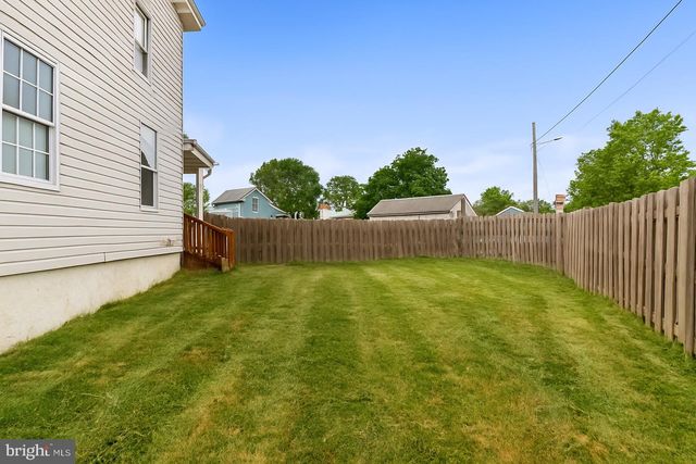 16 RICHARDSON AVE, Linwood, PA 19061