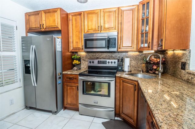 9780 Kamena Circle, Boynton Beach, FL 33436