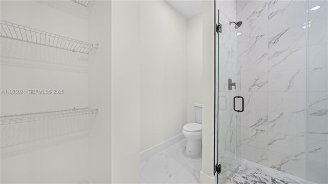 1121 CROCUS ST E, Lehigh Acres, FL 33974