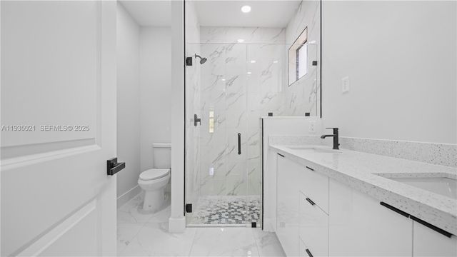 1121 CROCUS ST E, Lehigh Acres, FL 33974