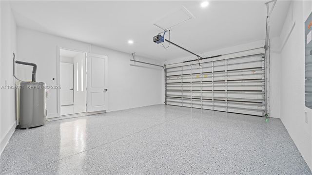 1121 CROCUS ST E, Lehigh Acres, FL 33974