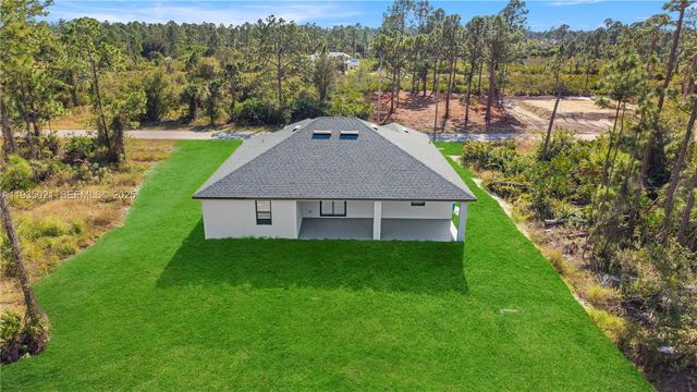 1121 CROCUS ST E, Lehigh Acres, FL 33974