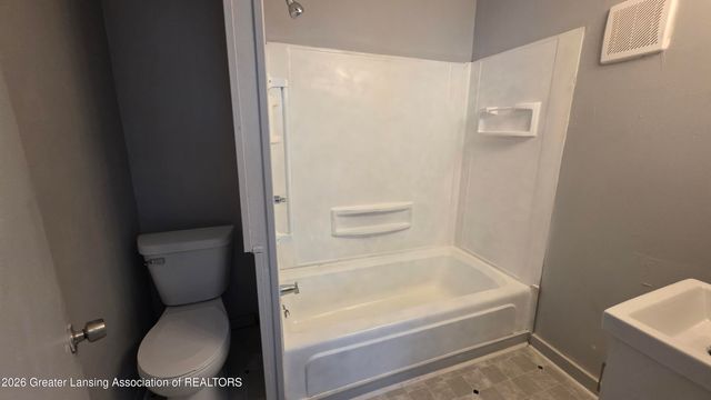 1019 Hickory Street, Lansing, MI 48912