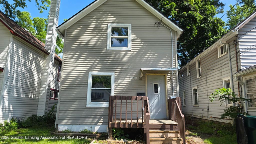 1019 Hickory Street, Lansing, MI 48912