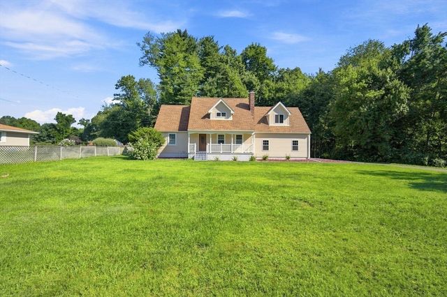 38 Green Meadow Ln, West Springfield, MA 01089