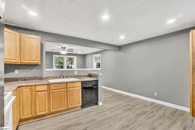 19 Stevenson Lane, Greenville, SC 29611