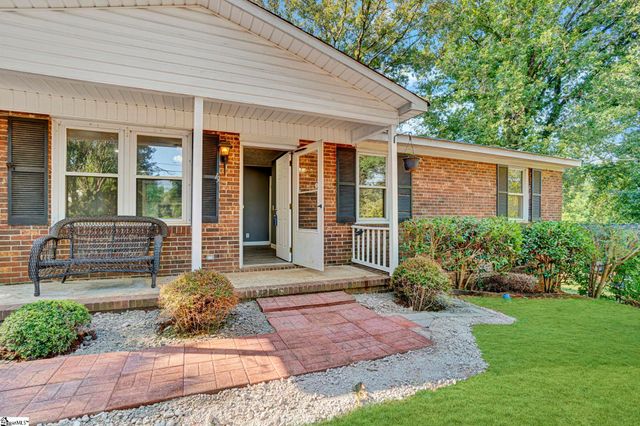 19 Stevenson Lane, Greenville, SC 29611