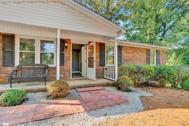 19 Stevenson Lane, Greenville, SC 29611