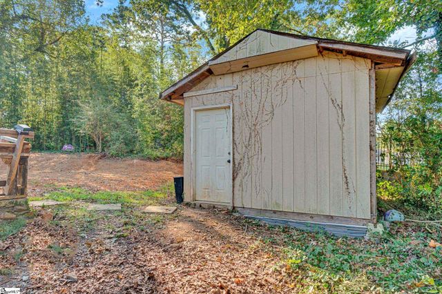 19 Stevenson Lane, Greenville, SC 29611