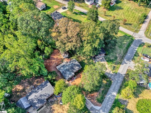 19 Stevenson Lane, Greenville, SC 29611