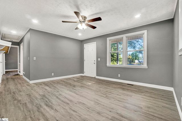 19 Stevenson Lane, Greenville, SC 29611