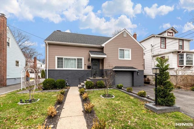 659 River Road, Teaneck, NJ 07666