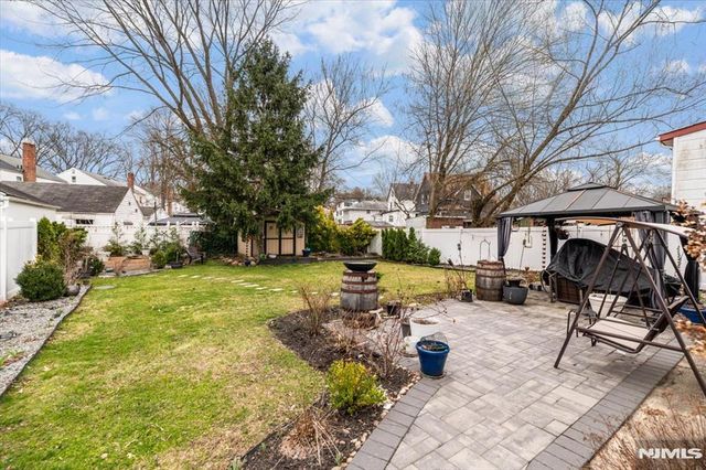 659 River Road, Teaneck, NJ 07666