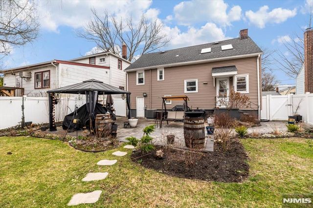 659 River Road, Teaneck, NJ 07666