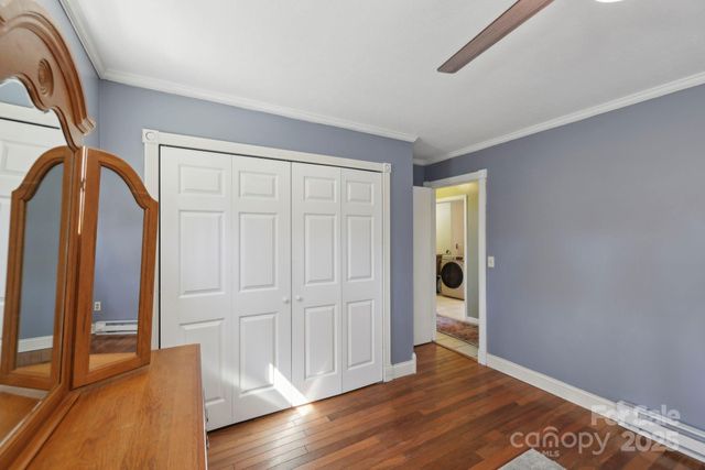 33 Milburn Lane, Hendersonville, NC 28792