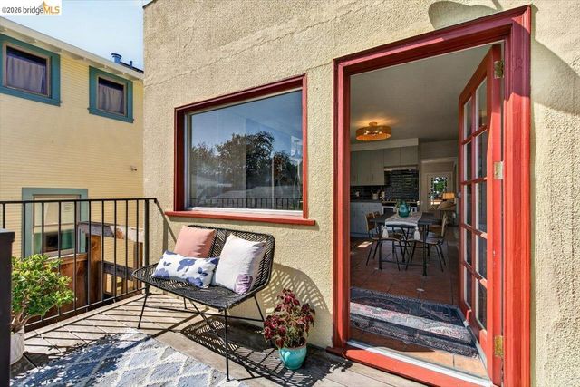 935 Evelyn Ave, Albany, CA 94706