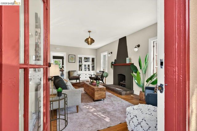 935 Evelyn Ave, Albany, CA 94706