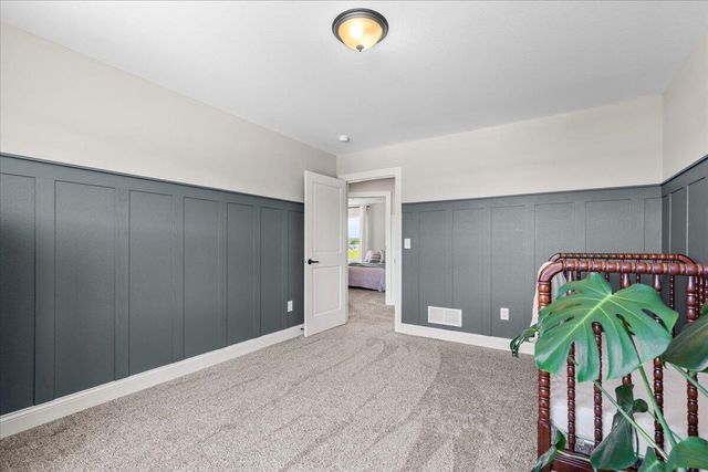 2900 Loretta LANE, West Bend, WI 53090