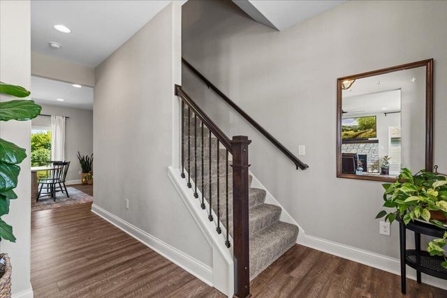 2900 Loretta LANE, West Bend, WI 53090