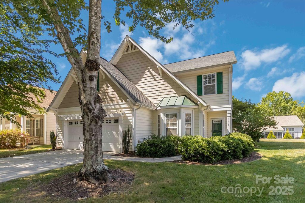 1348 Millbank Drive, Matthews, NC 28104