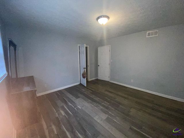 6485 Bobolink Court, Rex, GA 30273