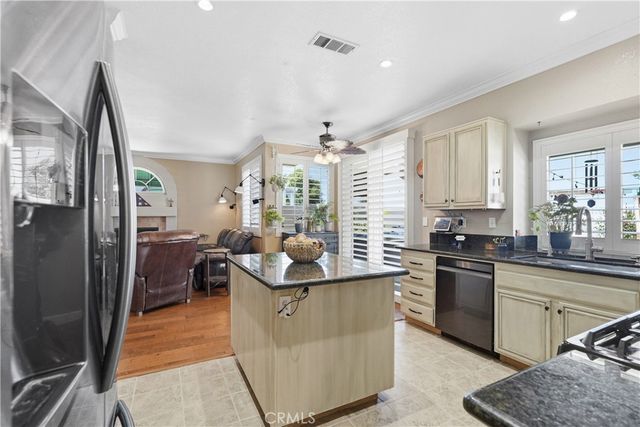 44593 Jamin, Temecula, CA 92592